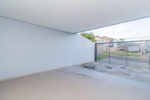 Image 3 - 220377