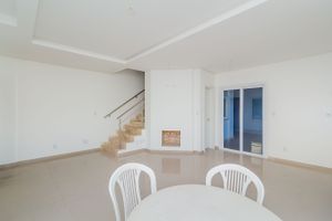 Image 17 - 220377