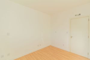 Image 30 - 220379