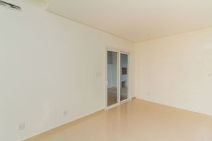 Image 33 - 220379
