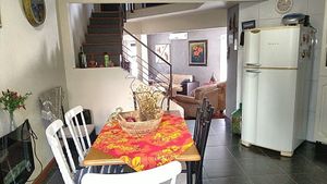 Image 10 - 220393
