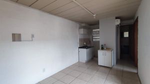 Image 1 - 220402