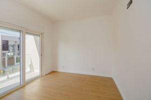 Image 34 - 220432
