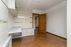 Image 15 - 220488