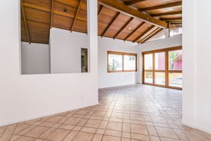 Image 30 - 220488