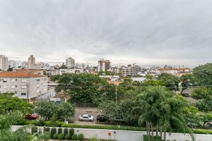 Image 11 - 220533