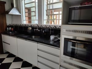 Image 8 - 220557