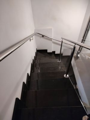 Image 34 - 220557