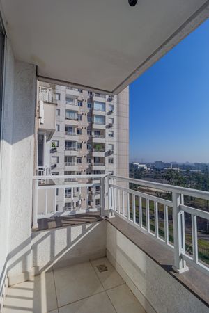 Image 4 - 220578