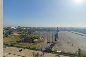 Image 12 - 220578