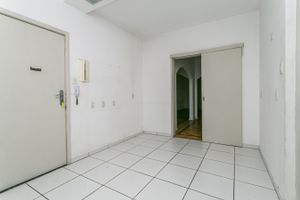 Image 28 - 220599