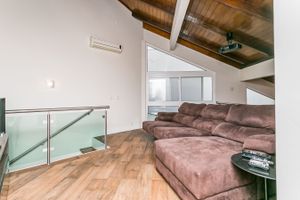 Image 39 - 220635