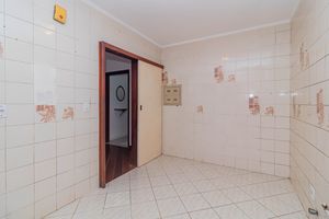 Image 11 - 220692
