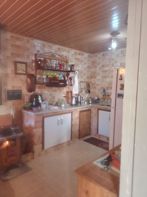 Image 3 - 220746