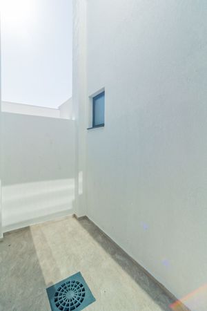 Image 11 - 220824