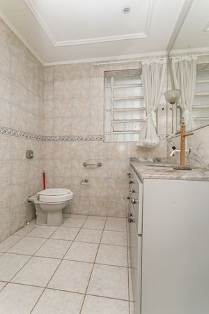Image 15 - 220826