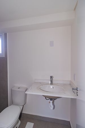 Image 19 - 220862