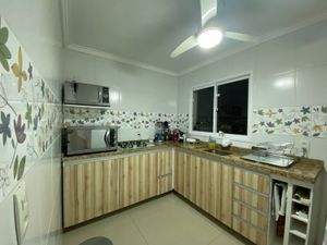 Image 2 - 220952