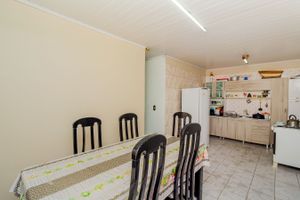 Image 20 - 221078
