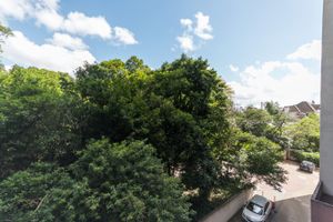Image 7 - 2211