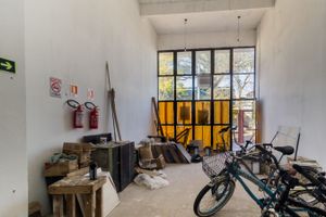 Image 3 - 221125