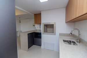 Image 24 - 221203
