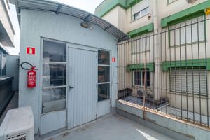 Image 44 - 221238