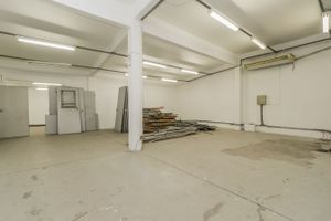 Image 31 - 221241