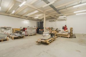 Image 50 - 221241