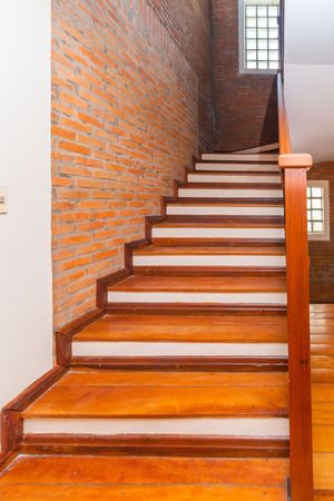 Image 37 - 221247