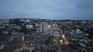 Image 14 - 221308