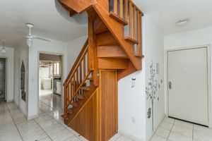 Image 19 - 221312