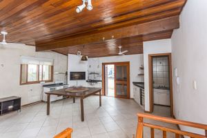 Image 21 - 221312