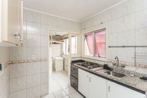 Image 33 - 221312