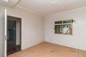 Image 41 - 221332