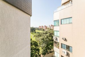 Image 24 - 221414