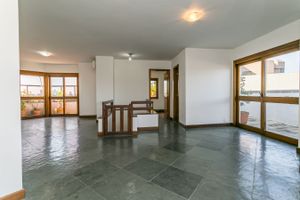 Image 33 - 221414
