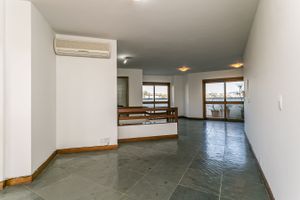 Image 36 - 221414