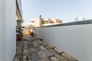 Image 41 - 221414