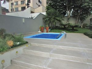 Image 18 - 221445