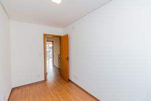 Image 13 - 221448