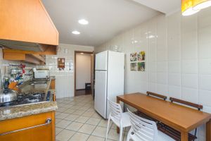 Image 30 - 221495