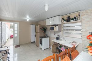 Image 30 - 221501