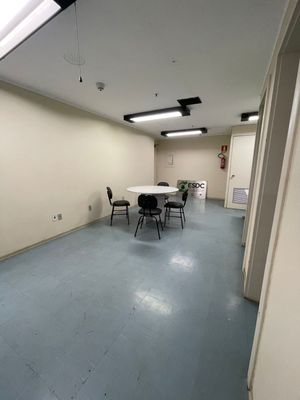 Image 19 - 221580
