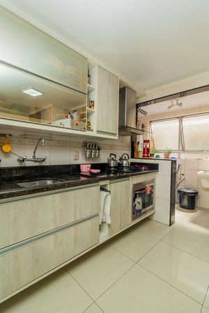 Image 36 - 221625