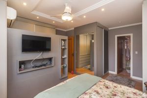 Image 14 - 221653