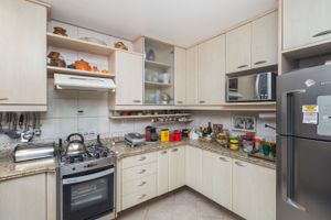 Image 36 - 221653