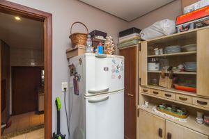 Image 49 - 221653