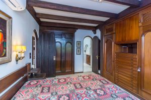 Image 30 - 221654