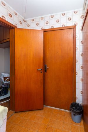Image 25 - 221658